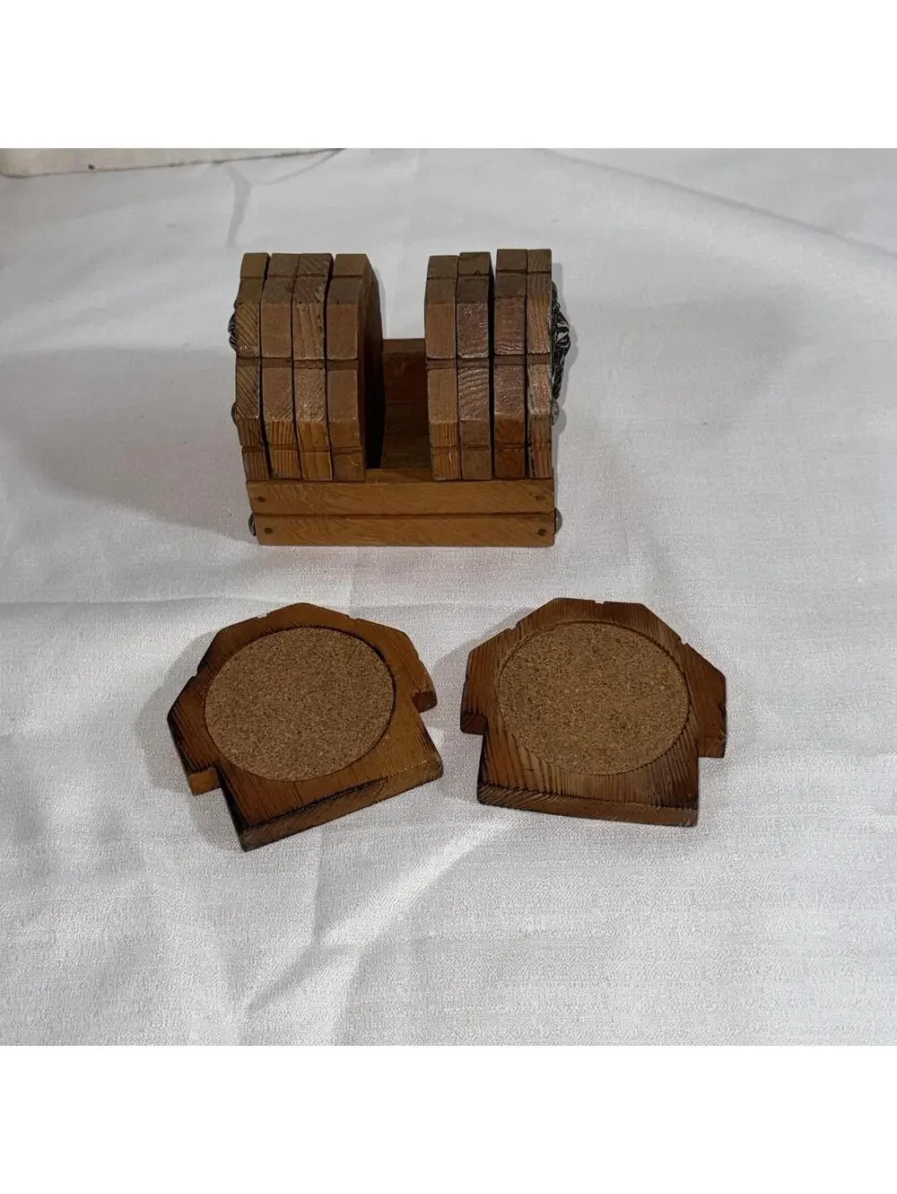 Vintage Wood Cork Coaster Set Caddy‎ Treasure Chest Case Brass Lion Caddy MCM